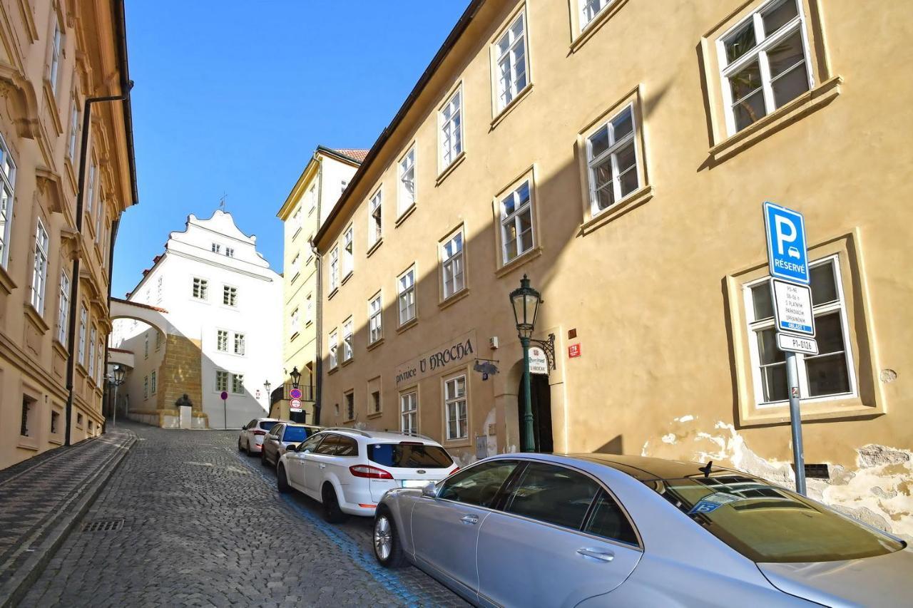 Lovely Little Cosy Apt In Прага Екстер'єр фото