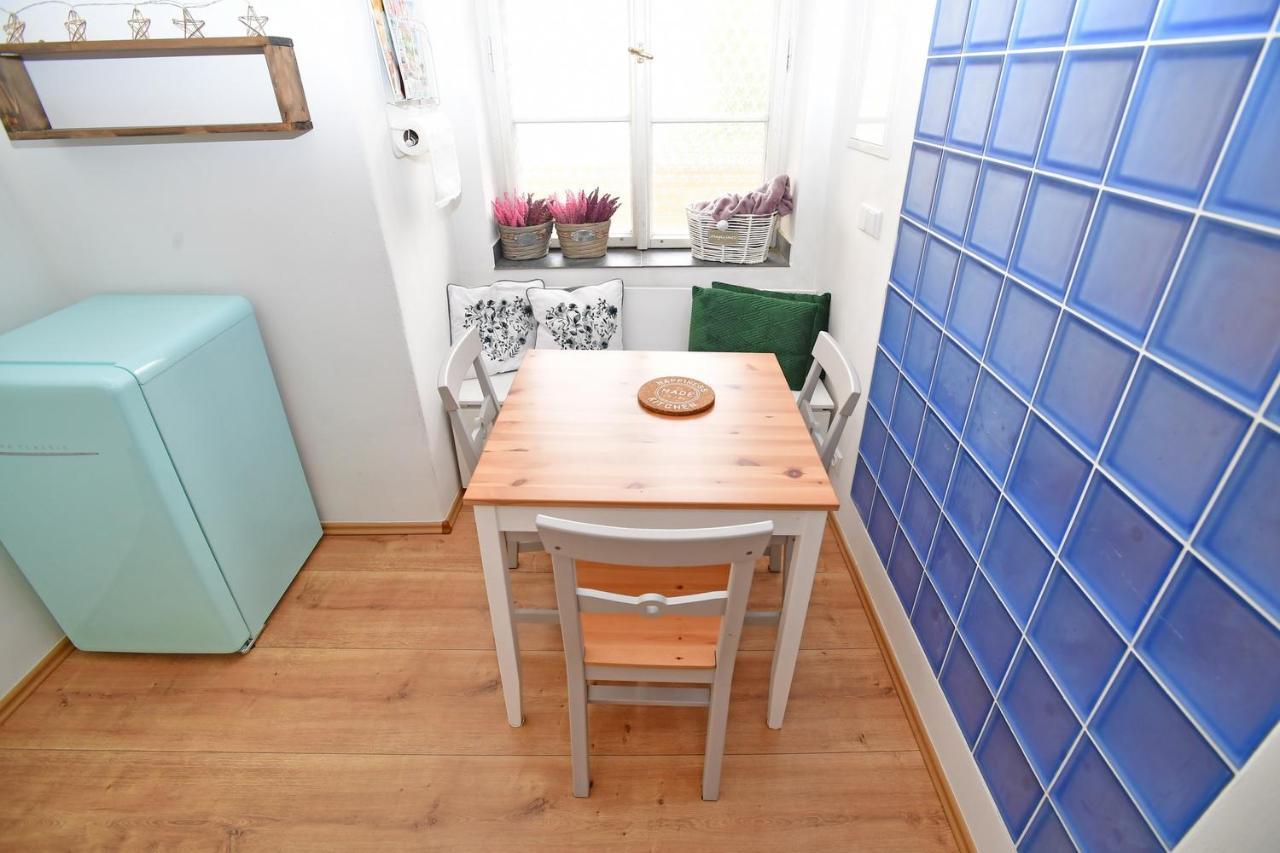 Lovely Little Cosy Apt In Прага Екстер'єр фото